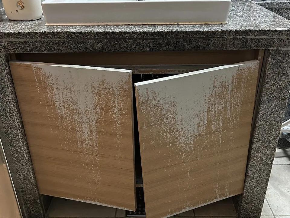 엠앤와이픽스 욕실수납장시공 경첩종류 관련 이미지
