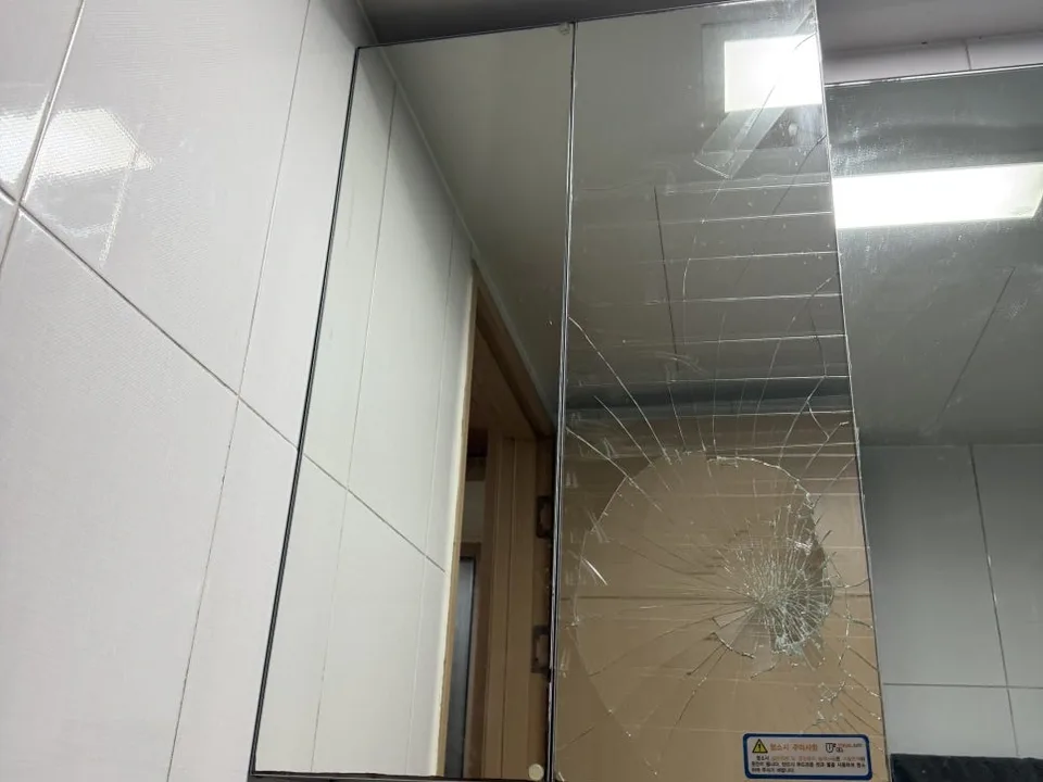엠앤와이픽스 욕실수납장시공 완료 현장